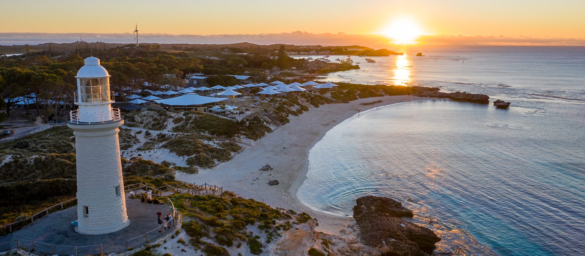 Ferry services to Rottnest Island - SeaLink Rottnest Island